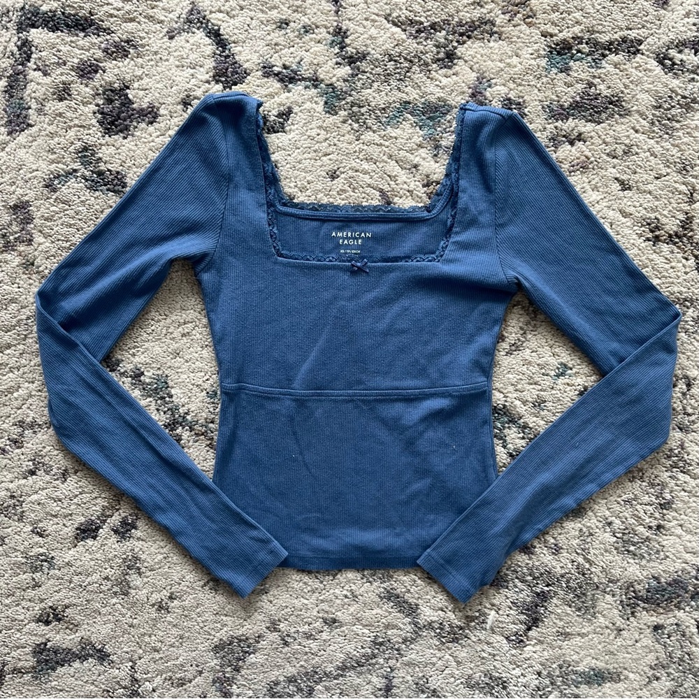 3/$25!!! American Eagle Blue Lace Trim Square Beck Ribbed Long Sleeve